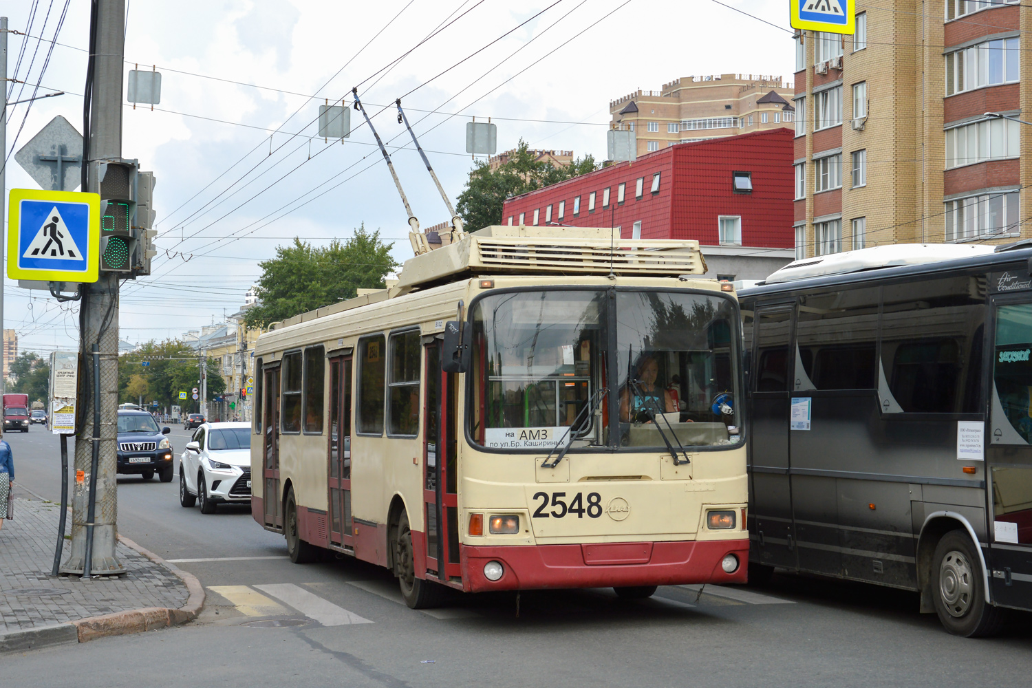 Chelyabinsk, LiAZ-5280 (VZTM) # 2548