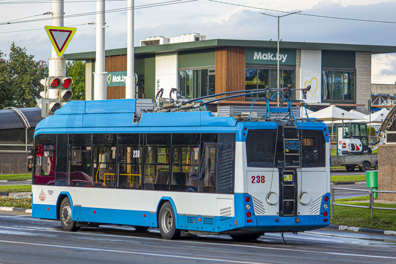 Витебск, БКМ 32100D № 238