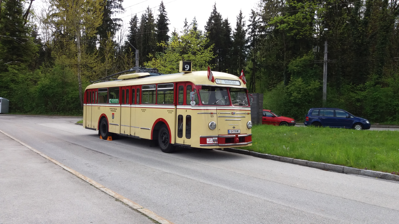 Зальцбург, Henschel/Uerdingen/Kiepe ÜH IIIs № 123