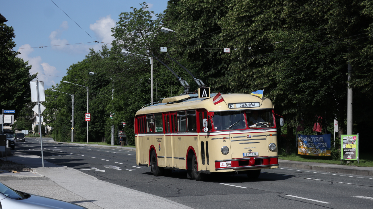 Зальцбург, Henschel/Uerdingen/Kiepe ÜH IIIs № 123