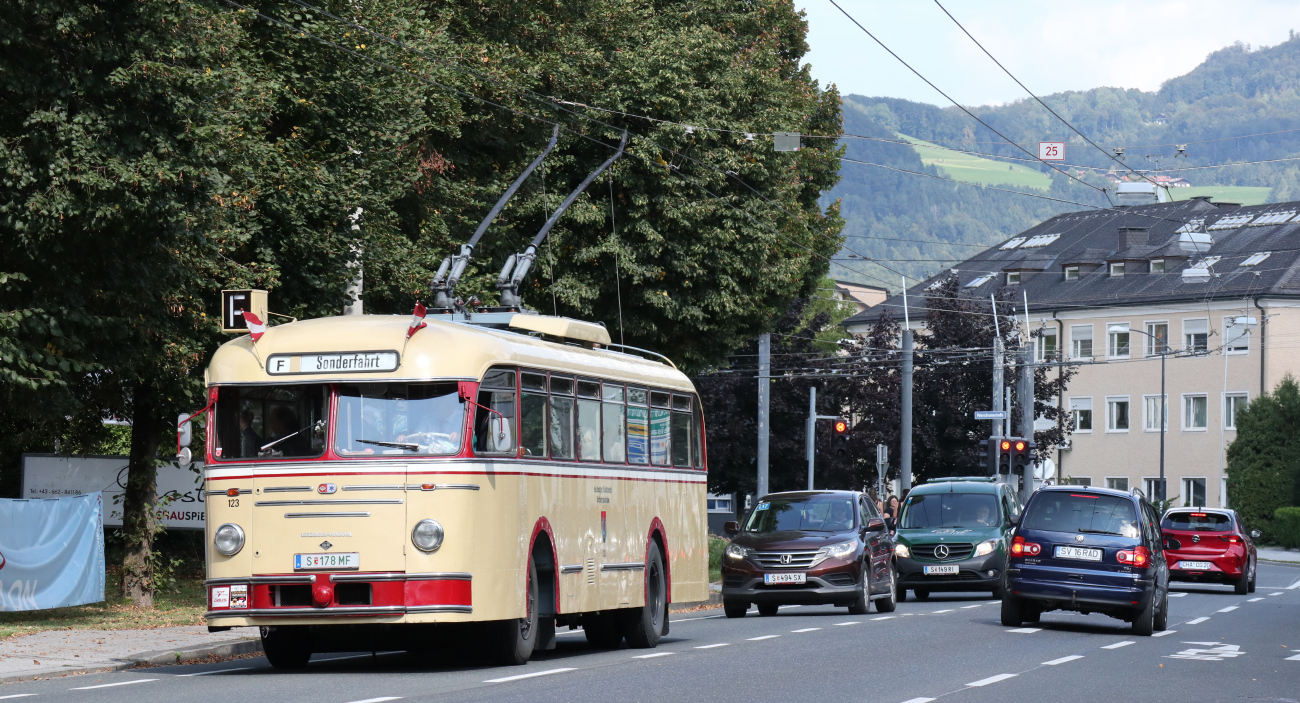 Зальцбург, Henschel/Uerdingen/Kiepe ÜH IIIs № 123