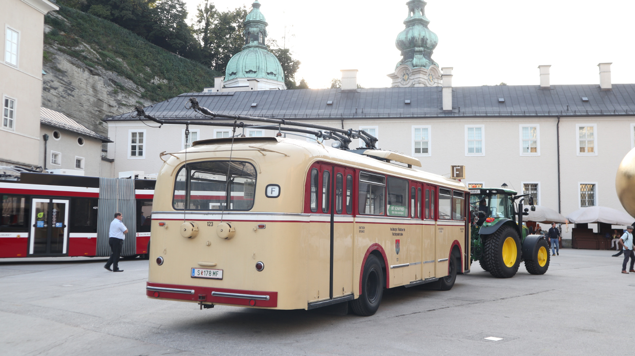 Зальцбург, Henschel/Uerdingen/Kiepe ÜH IIIs № 123