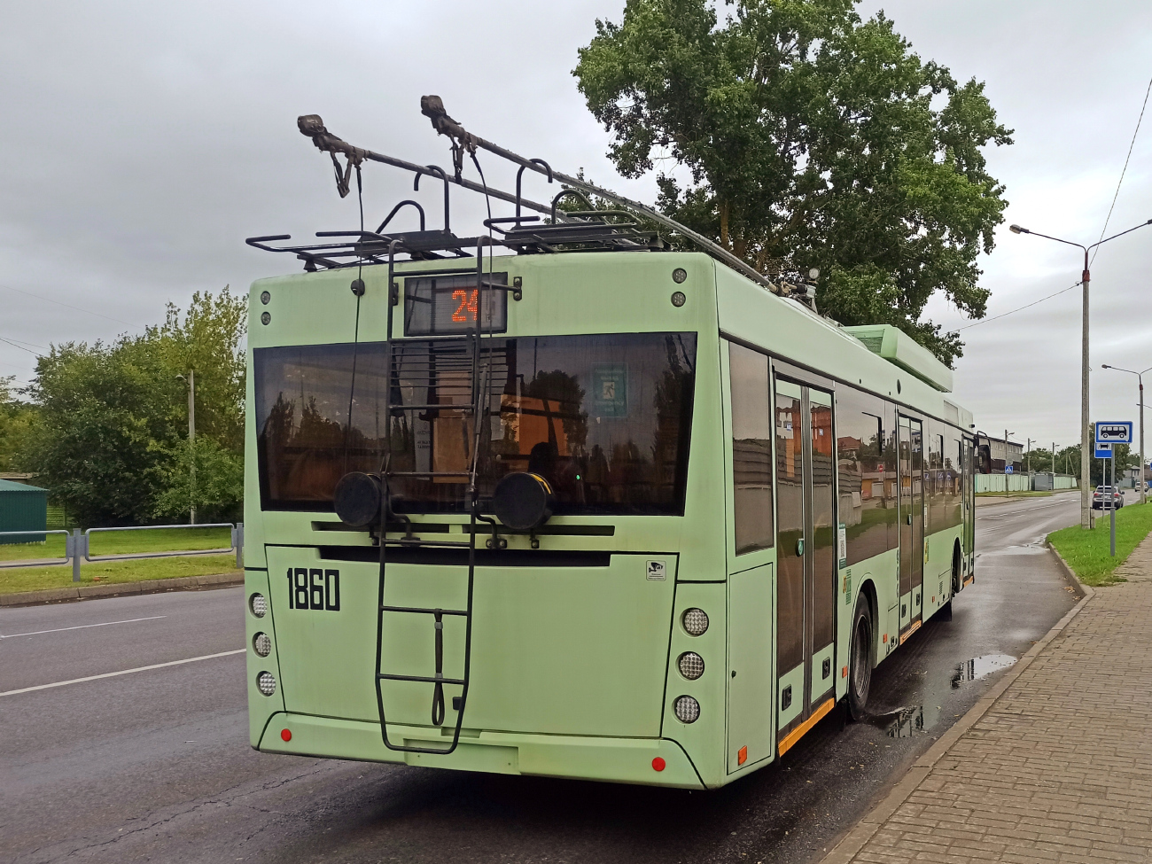 Homiel, MAZ-203T70 Nr. 1860; Homiel — Traffic on sections using autonomous running