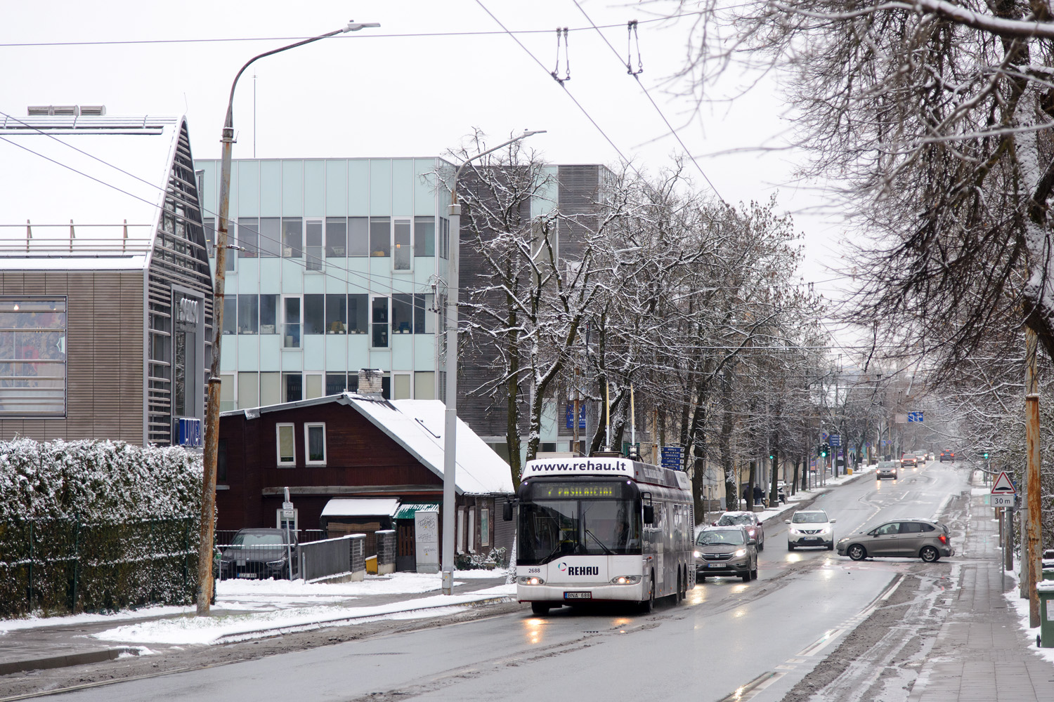 Вильнюс, Solaris Trollino II 15 AC № 2688