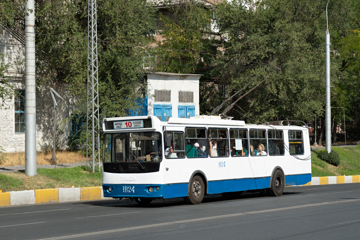 Бишкек, ЗиУ-682Г-016.05 № 1824