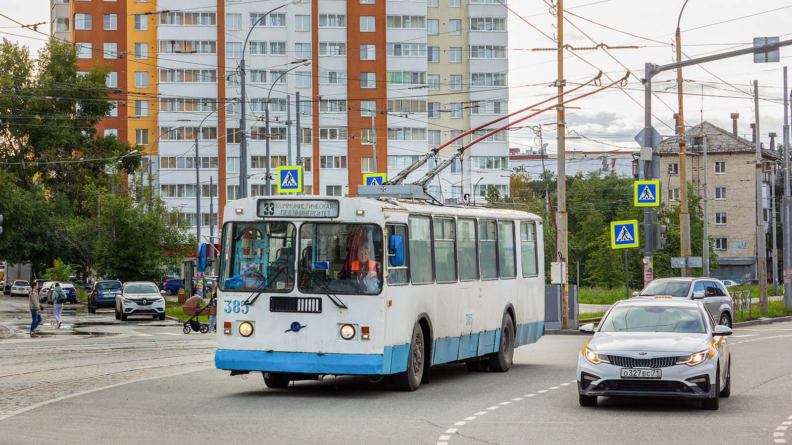 Екатеринбург, ЗиУ-682Г-016 (012) № 385