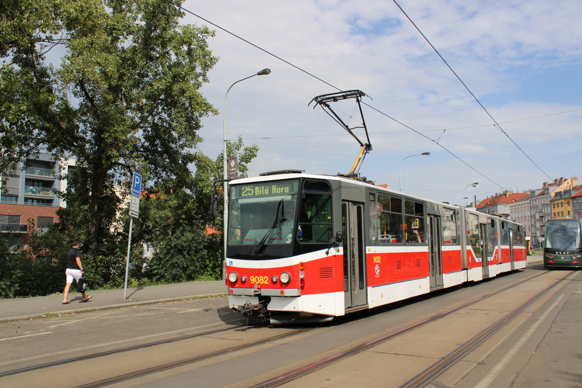 Прага, Tatra KT8D5R.N2P № 9082
