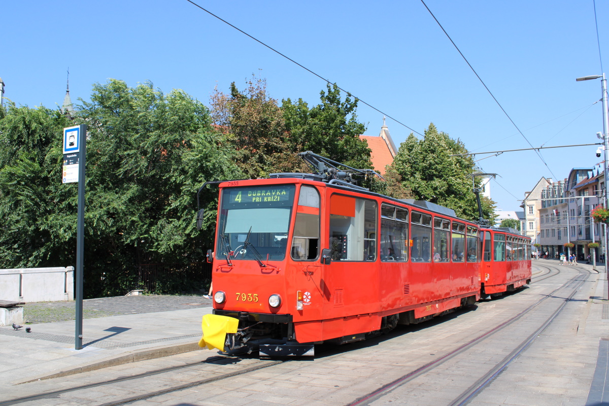 Братислава, Tatra T6A5 № 7935
