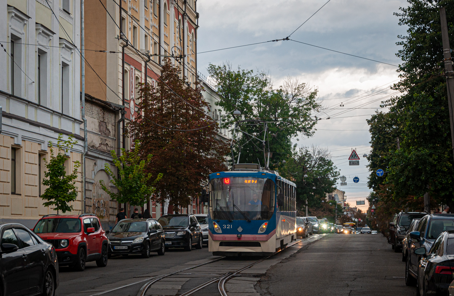 Kijev, K1 — 321