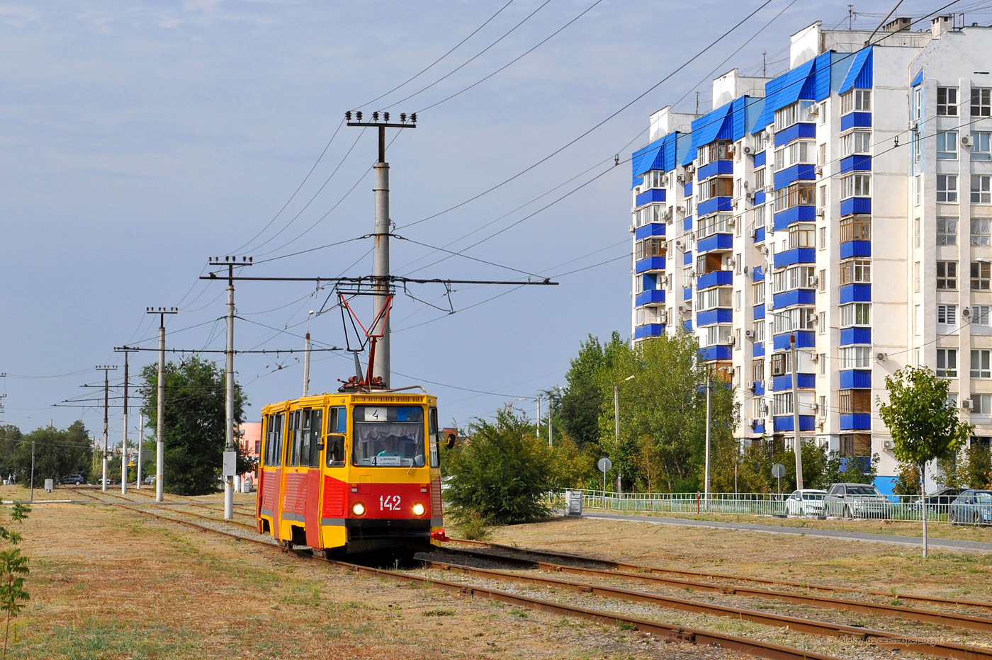 Volzhsky, 71-605 (KTM-5M3) # 142