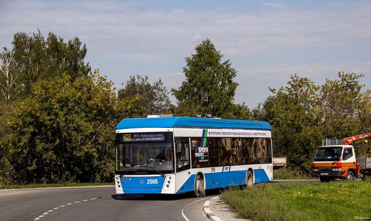 Новосибирск, УТТЗ-6241.01 «Горожанин» № 2505