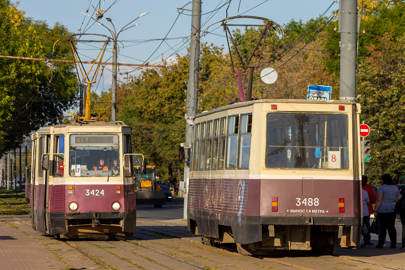 Nizhny Novgorod, 71-605 (KTM-5M3) # 3424; Nizhny Novgorod, 71-605 (KTM-5M3) # 3488