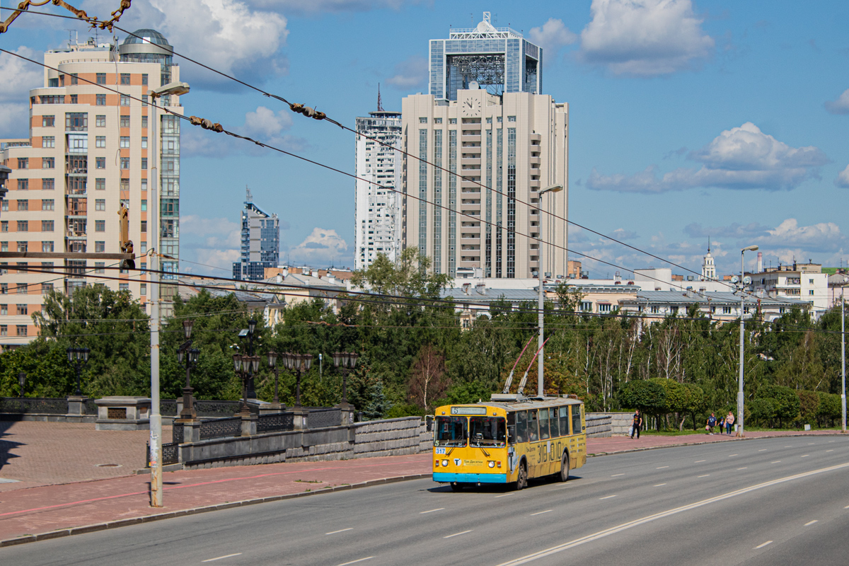 Екатеринбург, ЗиУ-682Г [Г00] № 317