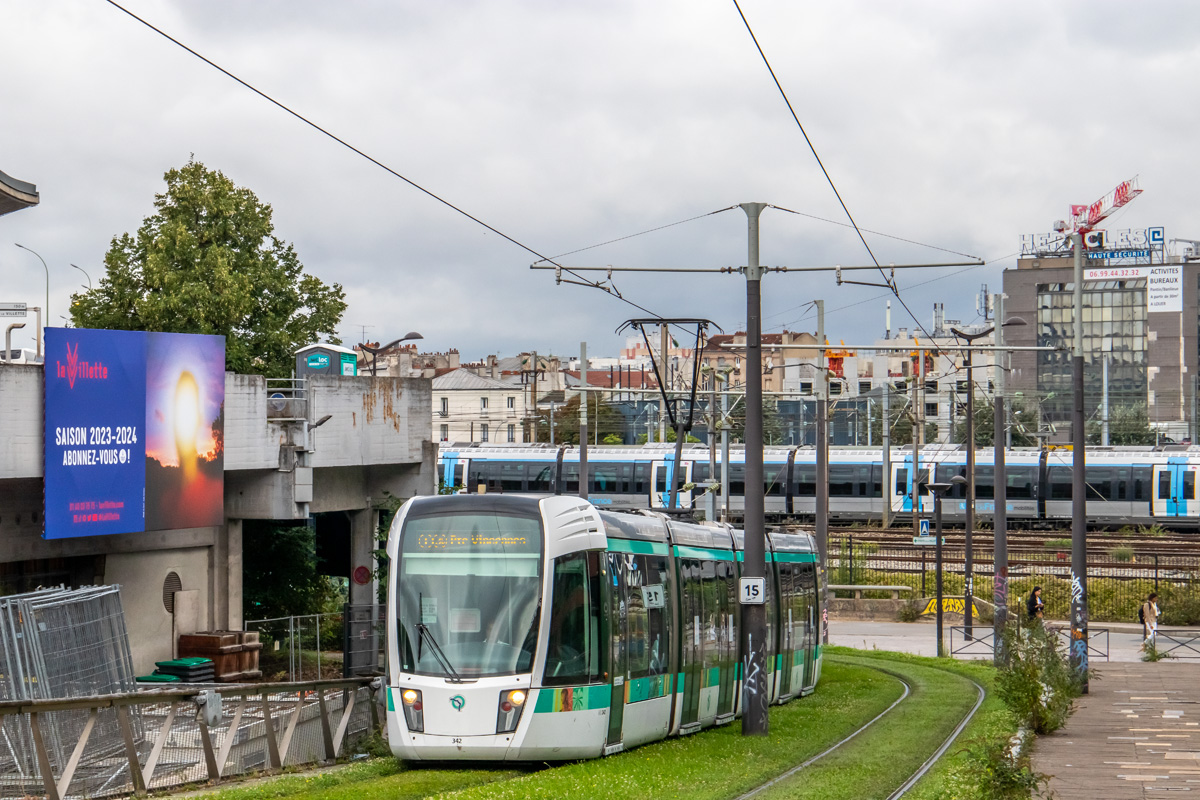 Париж -  Версаль -  Ивелин, Alstom Citadis 402 № 342