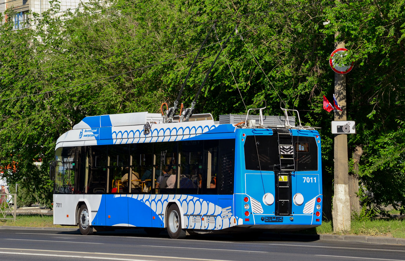 Волгоград, БКМ 32100D № 7011