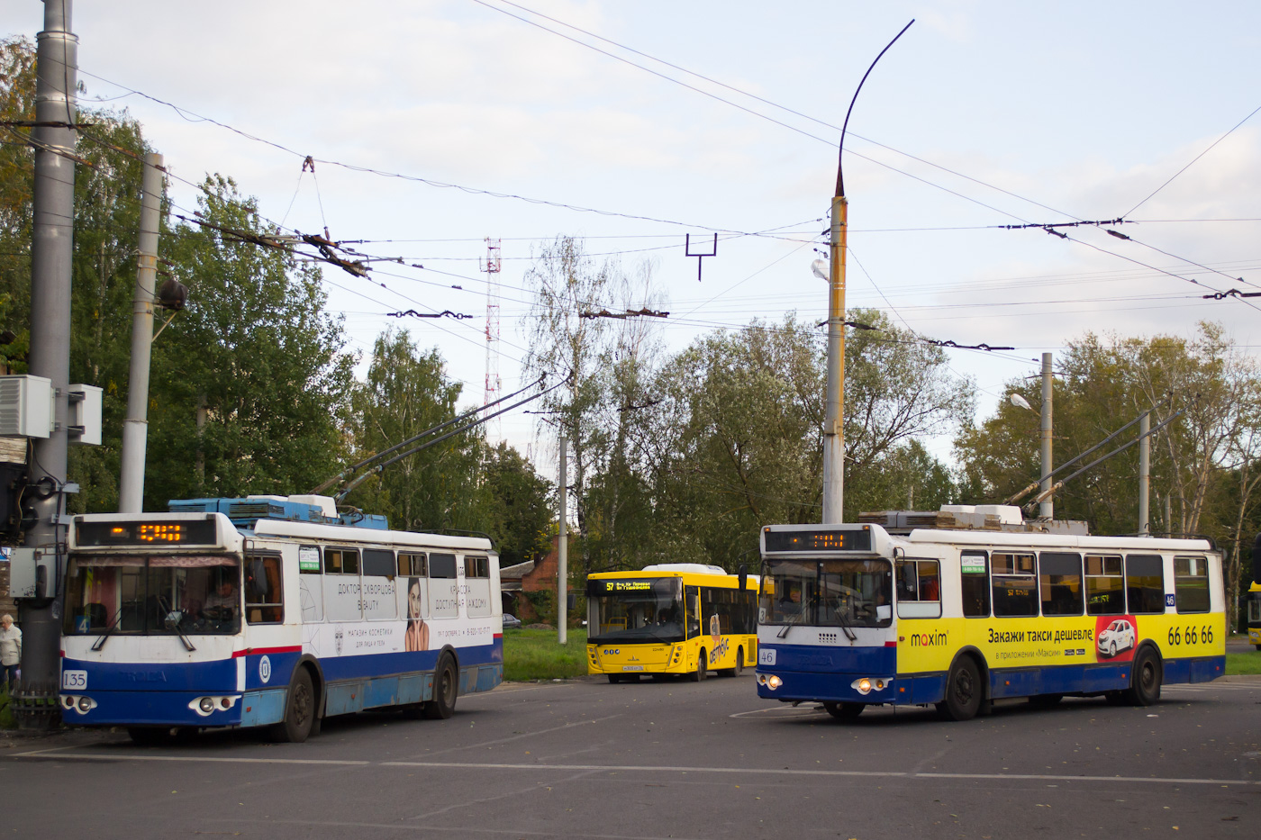 Yaroslavl, ZiU-682G-016.02 č. 135; Yaroslavl, ZiU-682G-016.02 č. 46