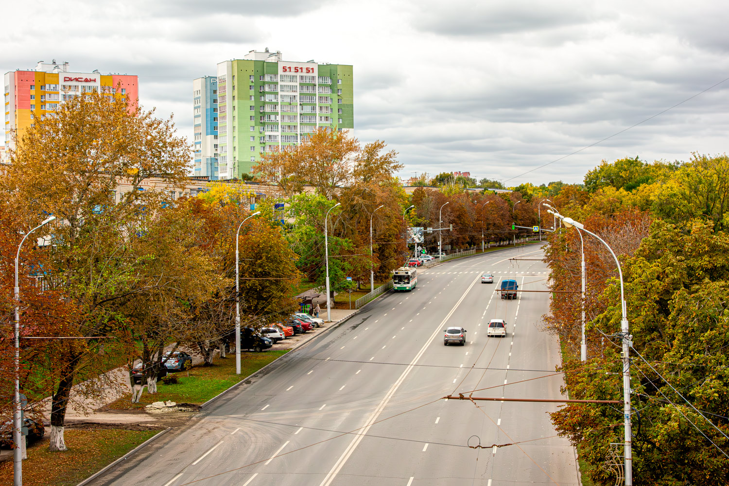 朋札 — Trolleybus lines — Downtown