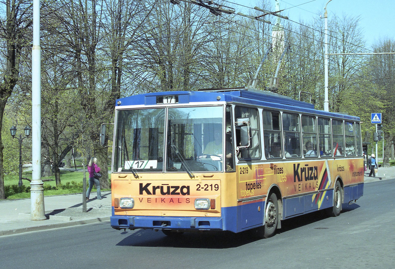 Рига, Škoda 14Tr02/6 № 2-219