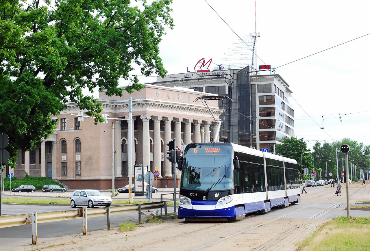 Рига, Škoda 15T ForCity Alfa Riga № 57016 Рига, Škoda 15T ForCity Alfa Riga № 57016