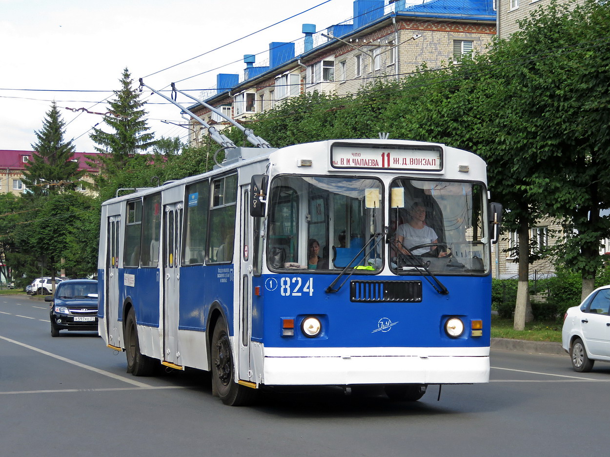 Чебоксары, ЗиУ-682Г-016 (012) № 824