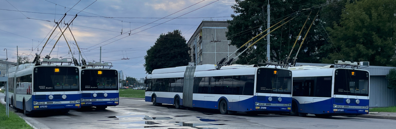 Рига, Škoda 27Tr Solaris III № 27232; Рига, Škoda 27Tr Solaris III № 27690