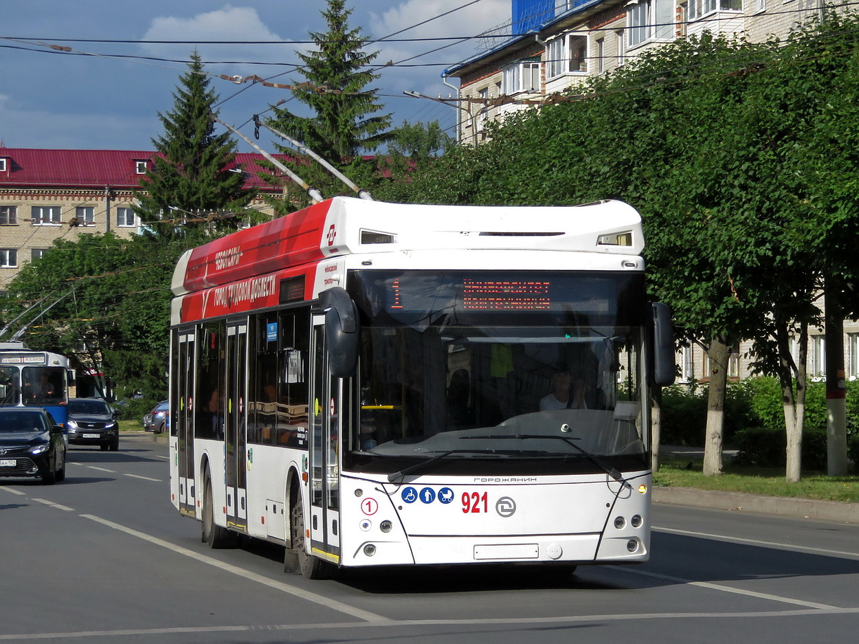 Чебоксары, УТТЗ-6241.01 «Горожанин» № 921
