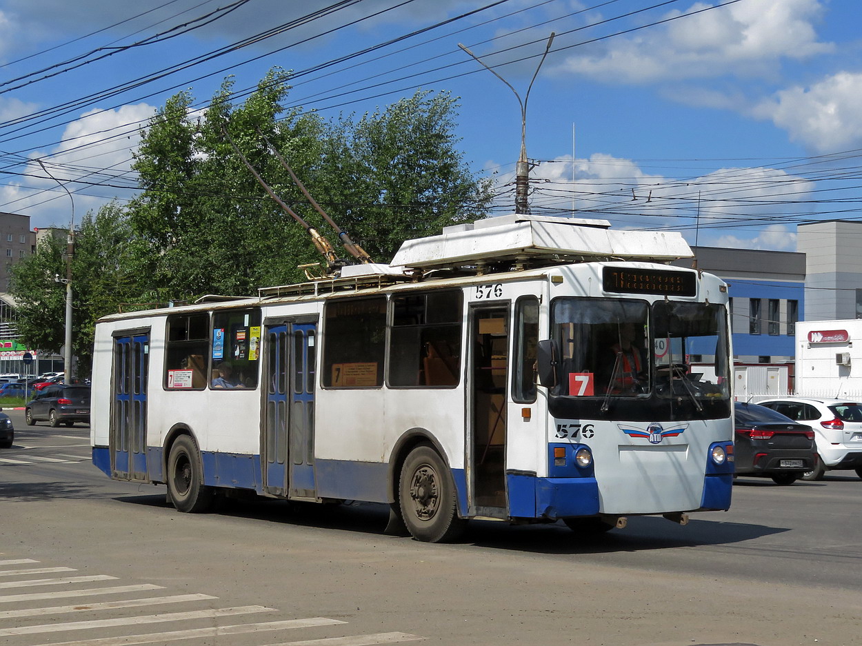 Киров, ЗиУ-682 КР Иваново № 576
