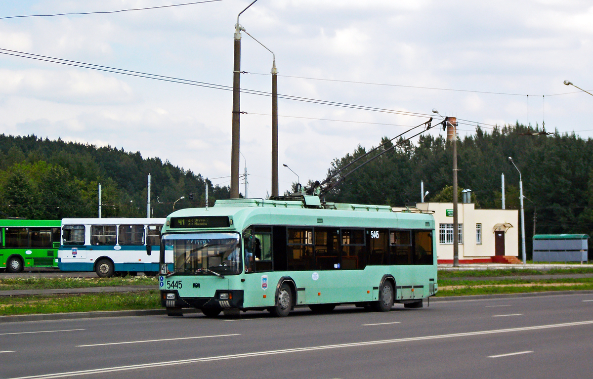 Минск, БКМ 32102 № 5445