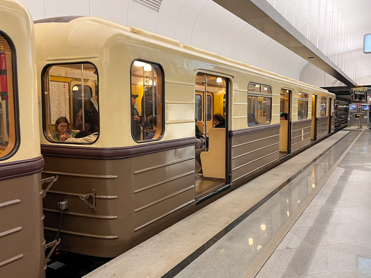 Москва, 81-717.5А № 2837; Москва — Парад поездов ко Дню города 9 — 10 сентября 2023