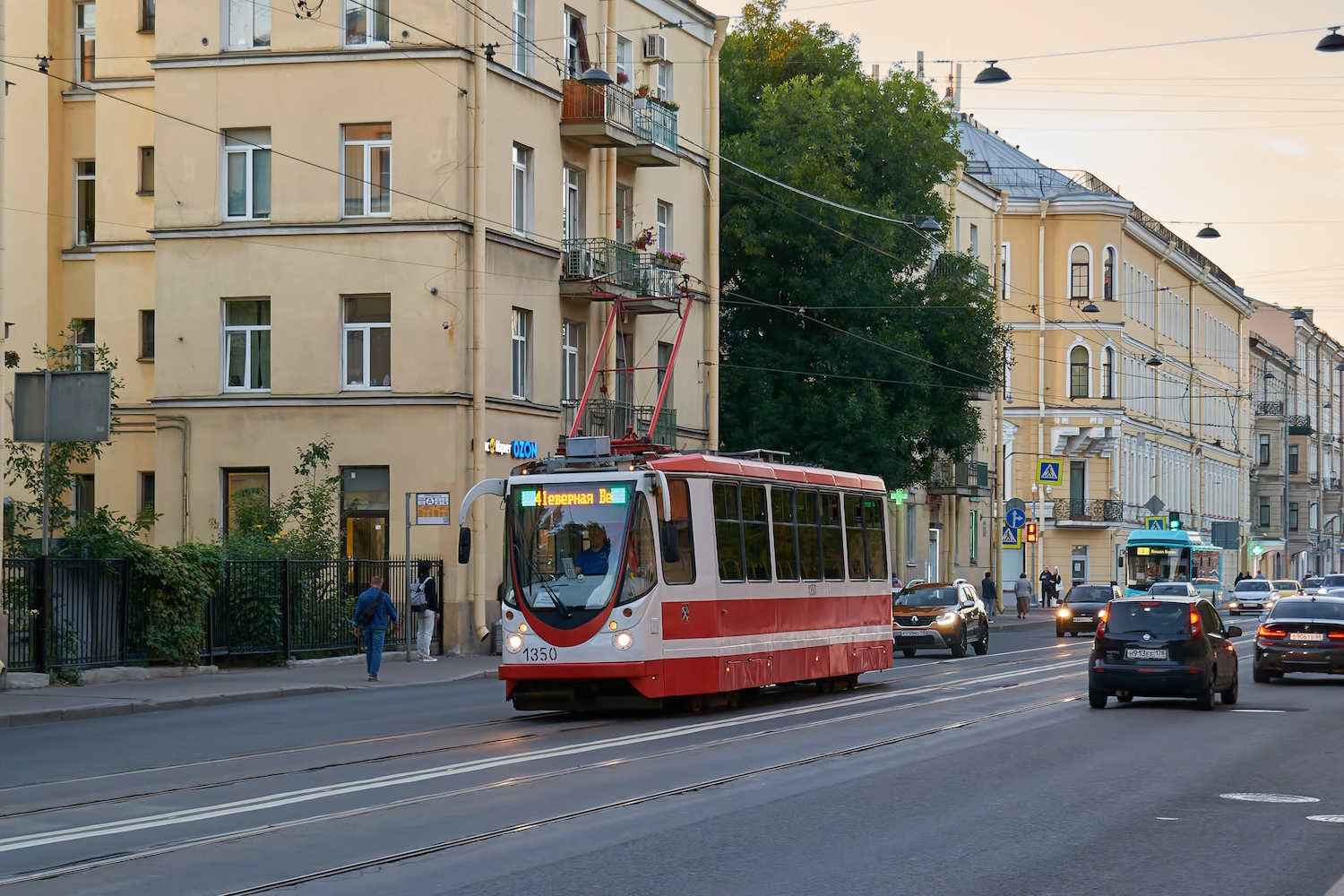 Санкт-Петербург, 71-134А (ЛМ-99АВН) № 1350 Санкт-Петербург, 71-134А (ЛМ-99АВН) № 1350