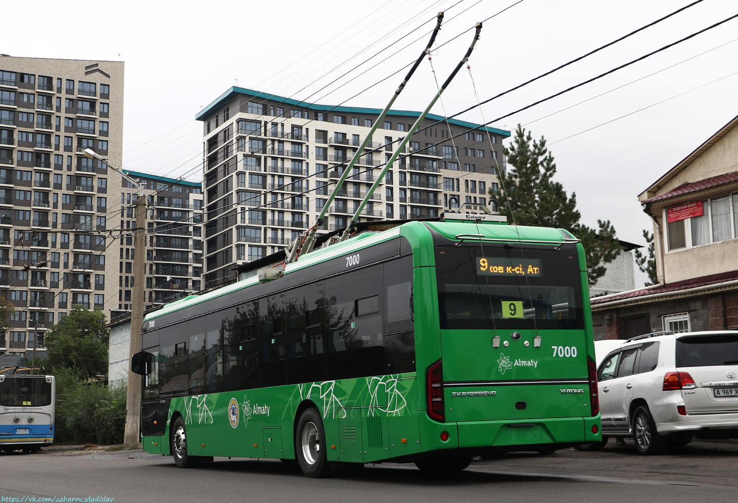 Almaty, Yutong ZK6128BEVG (QazTehna) Br. 7000