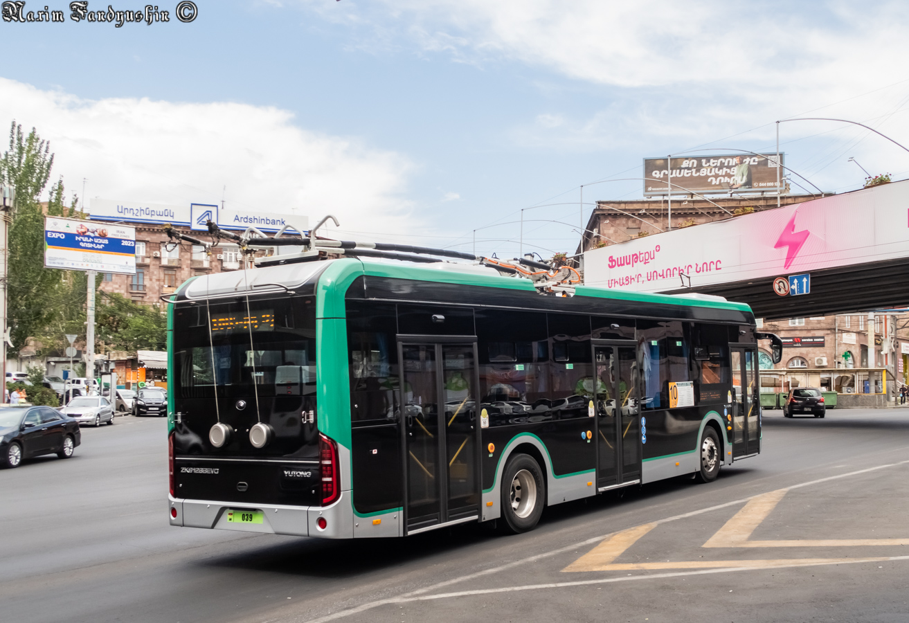 Yerevan, Yutong ZK6128BEVG Br. 039