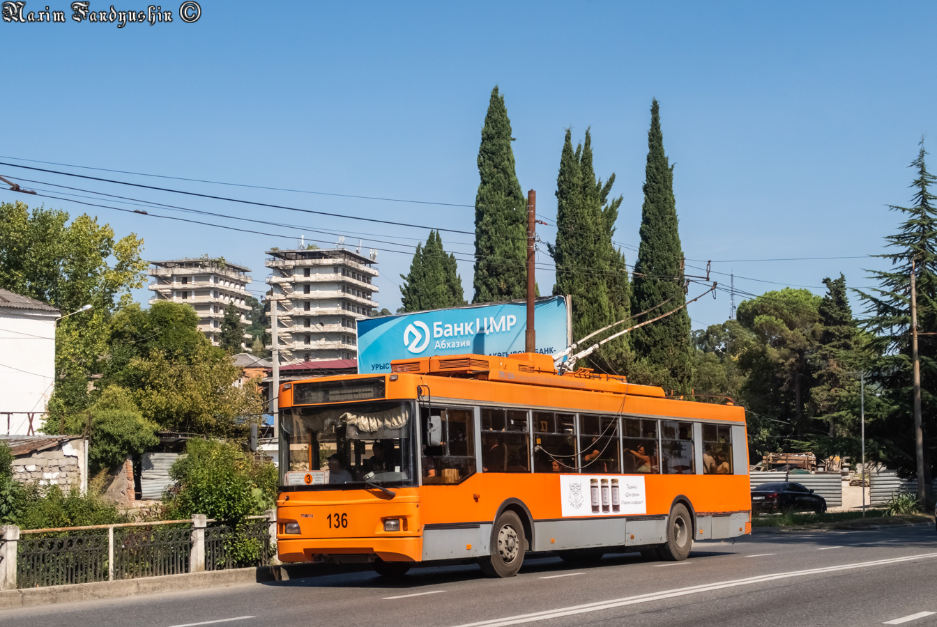 Сухум, Тролза-5275.07 «Оптима» № 136