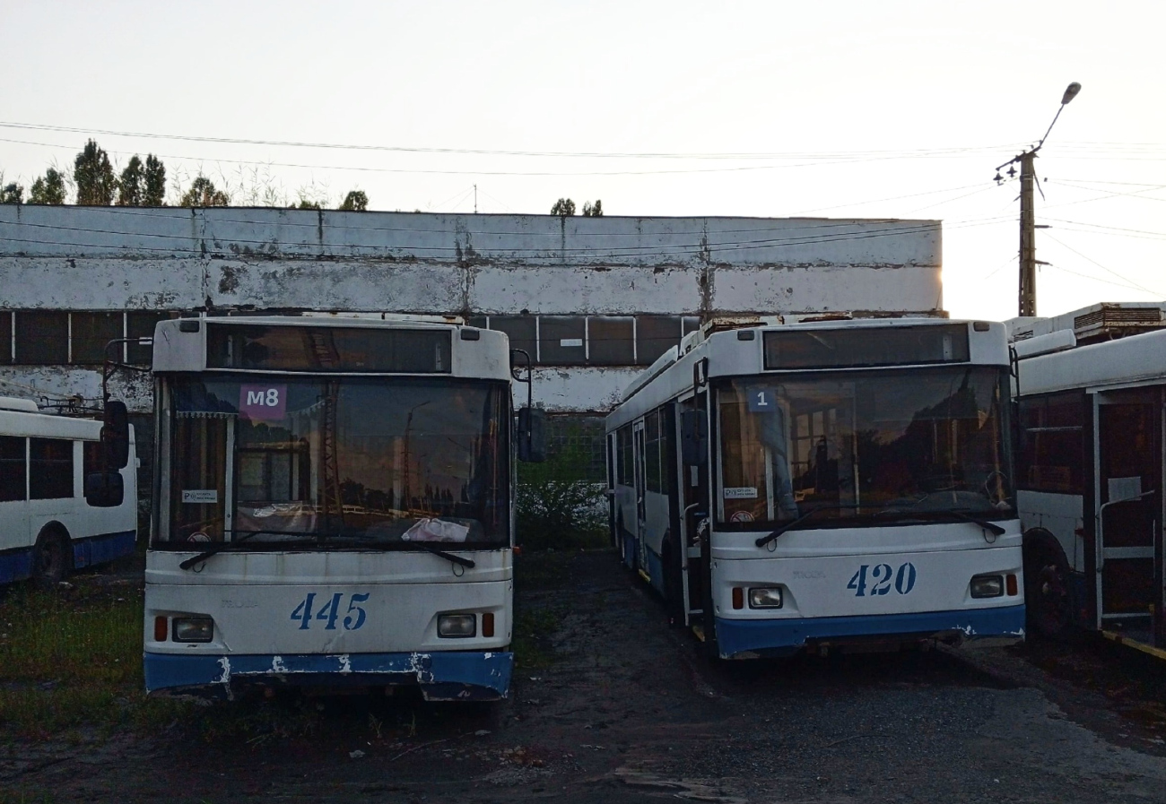 Белгород, Тролза-5275.07 «Оптима» № 445; Белгород, Тролза-5275.07 «Оптима» № 420