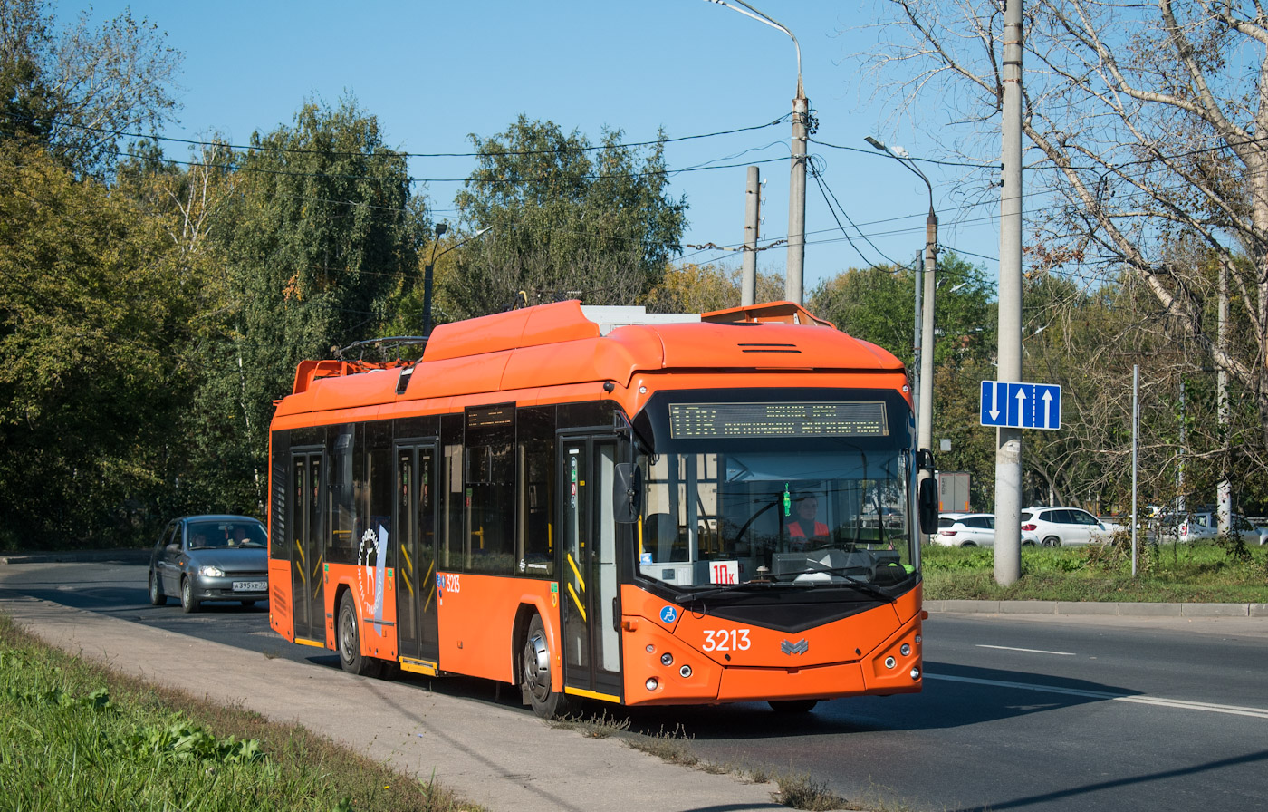 Nyizsnij Novgorod, BKM 32100D — 3213