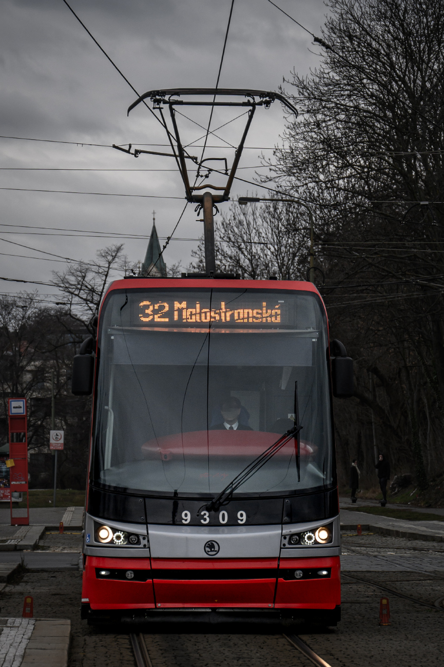 Прага, Škoda 15T3 ForCity Alfa Praha № 9309