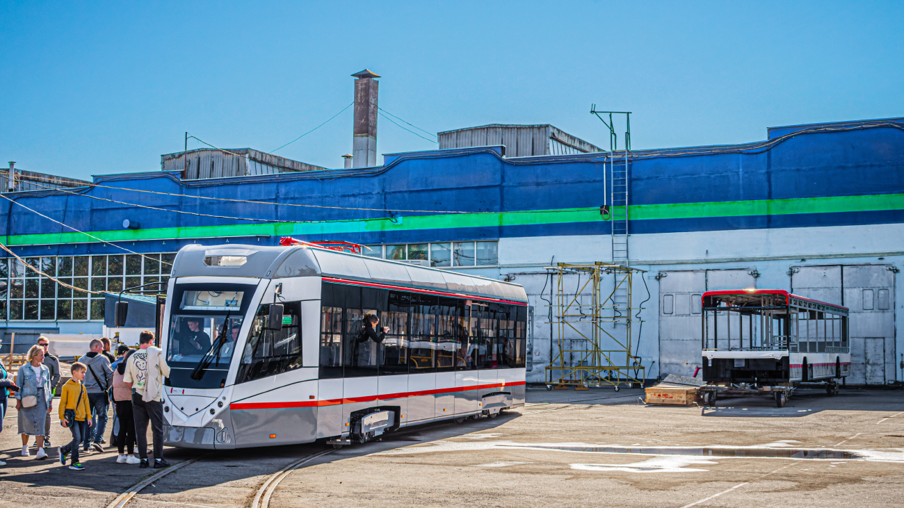 Минск, БКМ Т811 № [T811-24]; Минск — День открытых дверей BKM Holding 16.09.2023; Минск — Завод "БКМ Холдинг"; Краснодар — Новые трамваи
