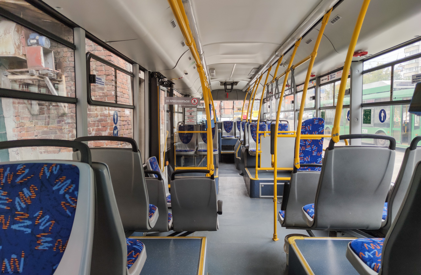 Новосибирск, УТТЗ-6241.01 «Горожанин» № 1502