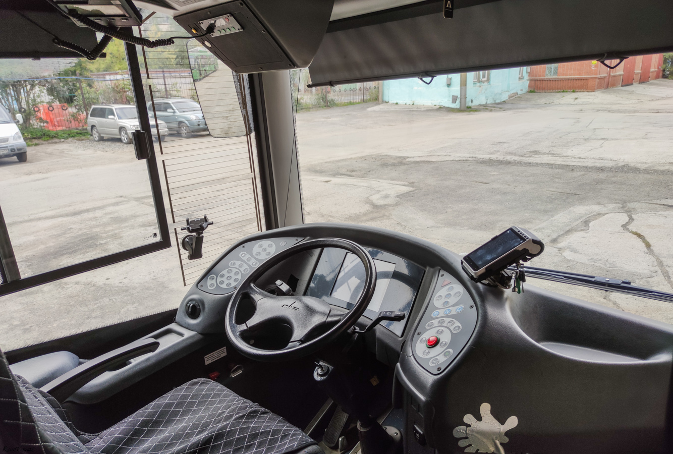 Новосибирск, УТТЗ-6241.01 «Горожанин» № 1502