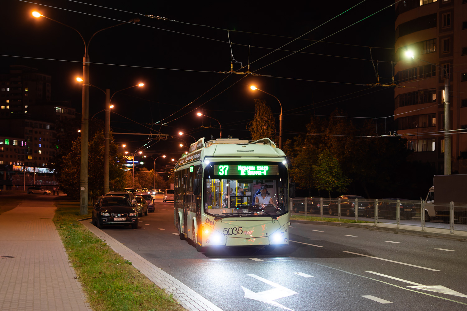Минск, БКМ 32100D № 5035