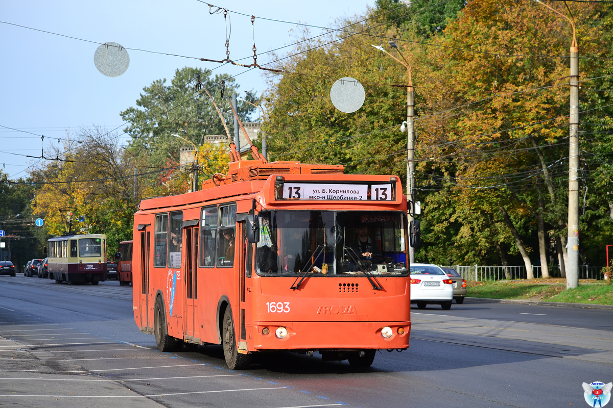 Нижний Новгород, ЗиУ-682Г-016.03 № 1693