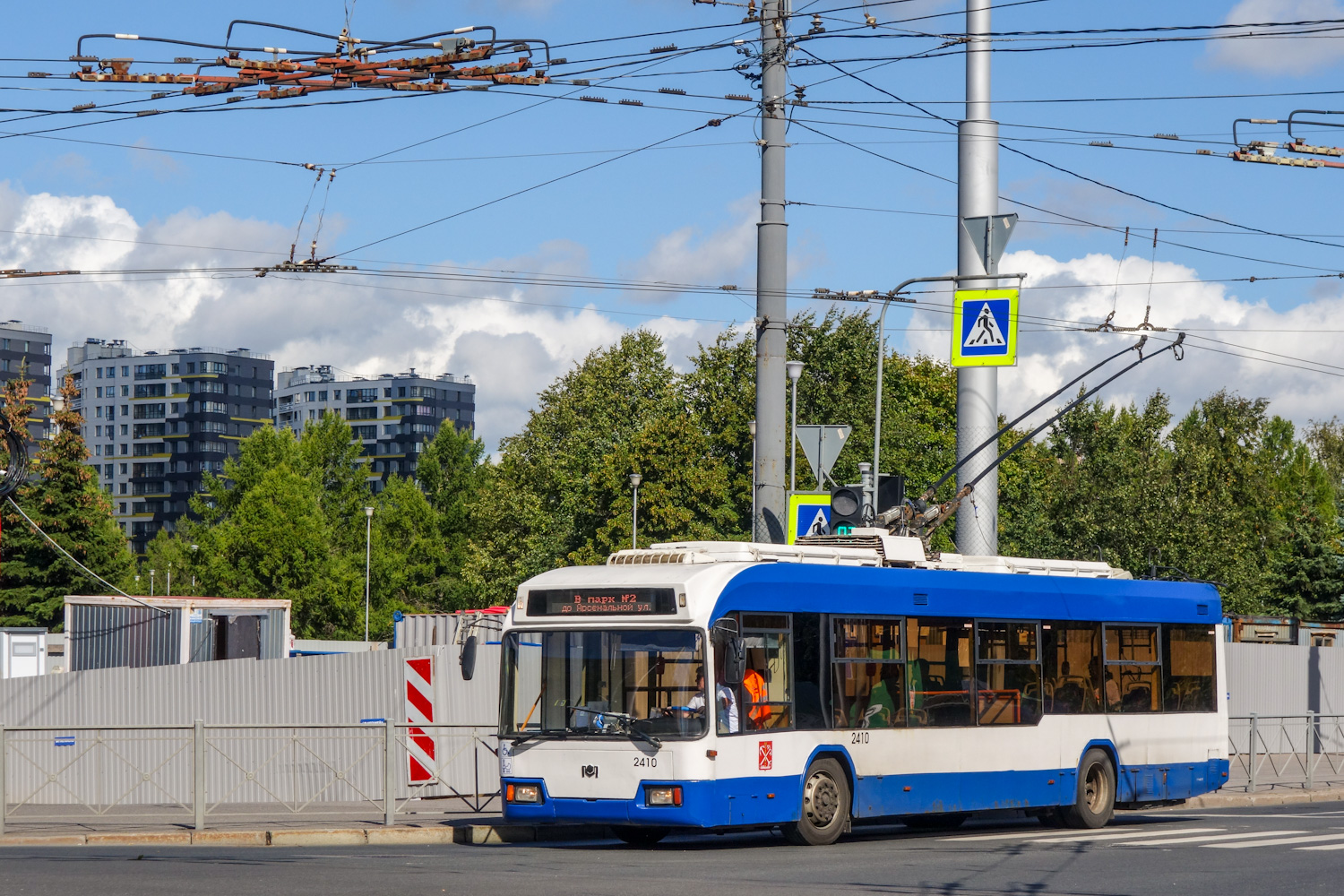 Санкт-Петербург, БКМ 321 № 2410