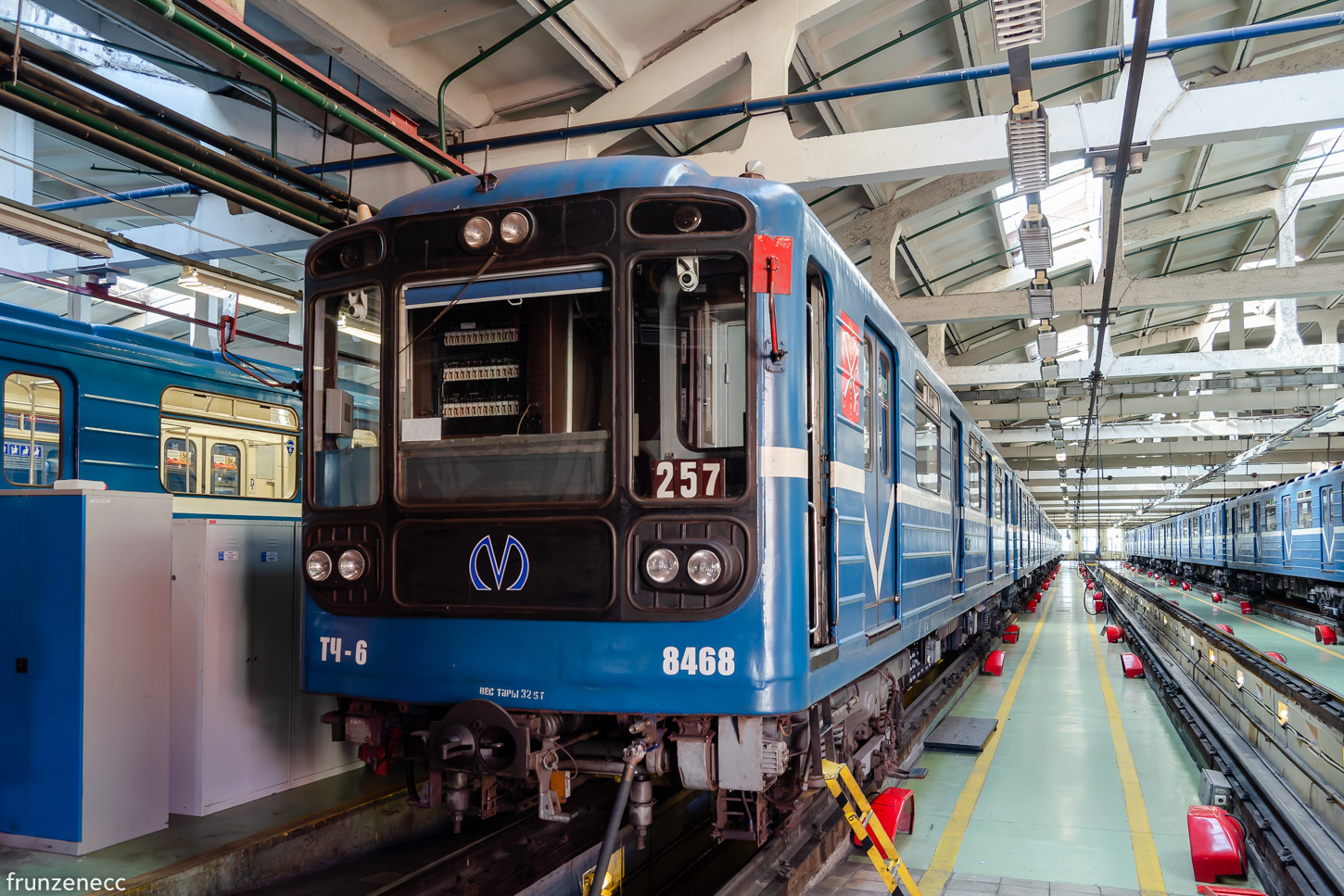 Санкт-Петербург, 81-717 (ЛВЗ) № 8468