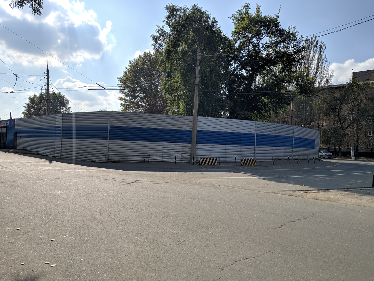 Донецк — Повреждения от военных действий; Донецк — Разные троллейбусные фотографии