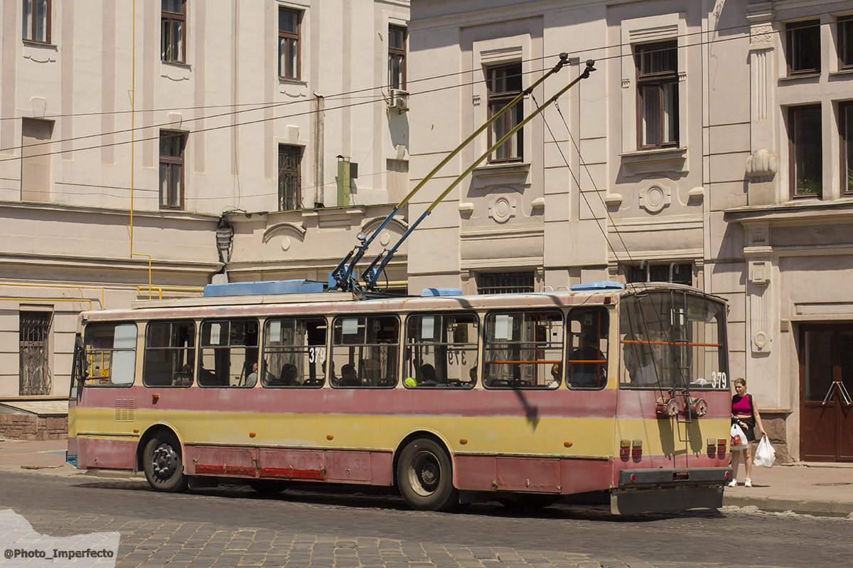 Черновцы, Škoda 14Tr17/7M № 379