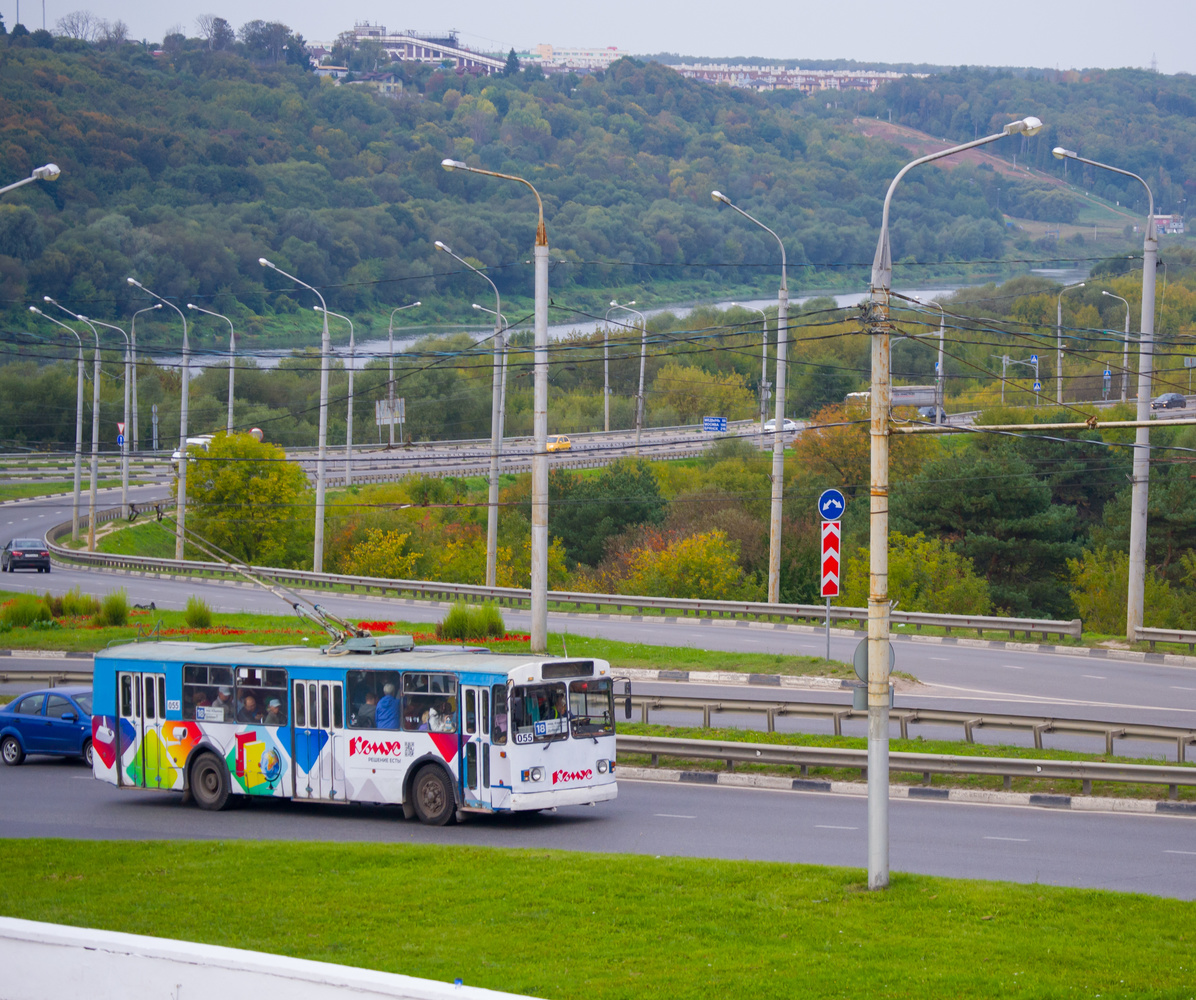 卡盧加, ZiU-682G10 # 055