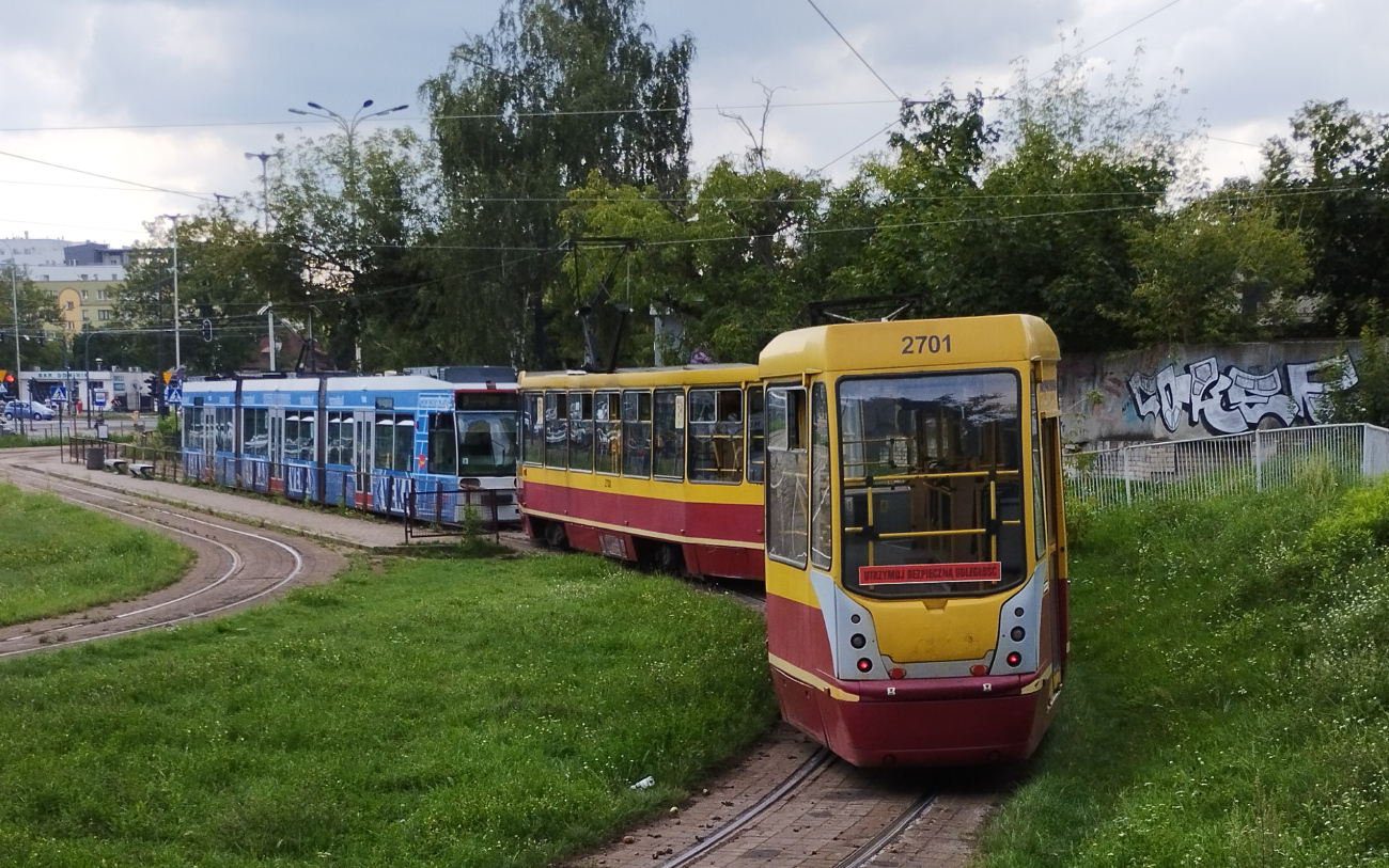 Лодзь, Konstal 805NaND/2 № 2701
