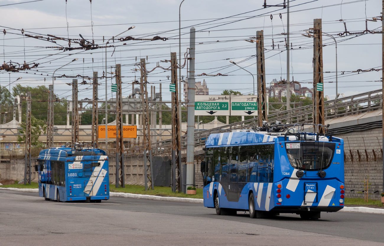 Санкт-Петербург, Тролза-5265.08 «Мегаполис» № 1031; Санкт-Петербург, ВМЗ-5298.01 «Авангард» № 1284; Санкт-Петербург — Троллейбусные парки
