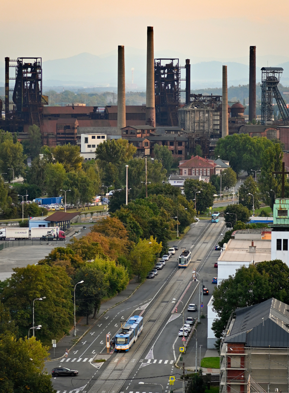 Ostrava, Tatra KT8D5R.N1 Nr. 1501; Ostrava — Aussichte von Tieto Towers