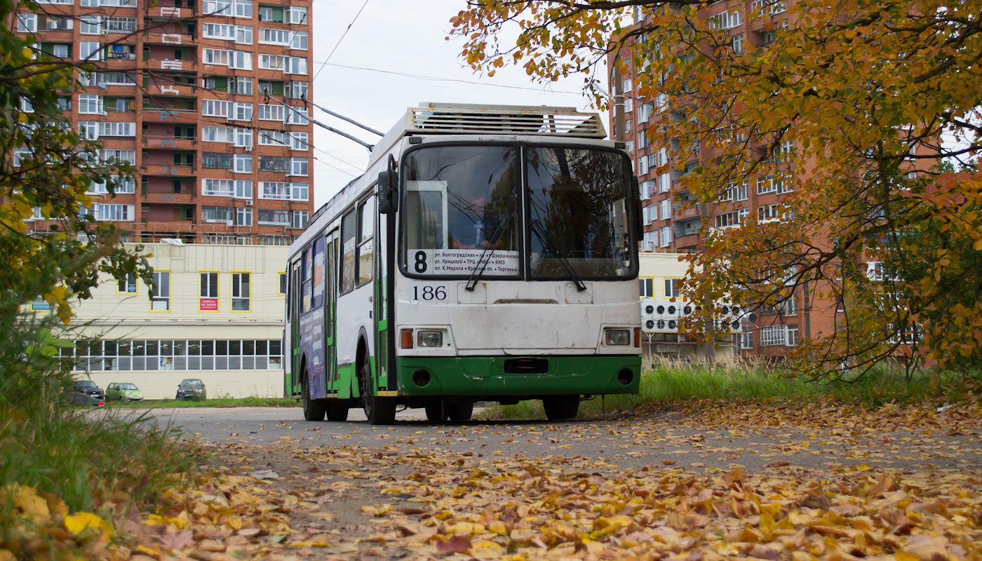 Yaroslavl, LiAZ-5280 (VZTM) Br. 186